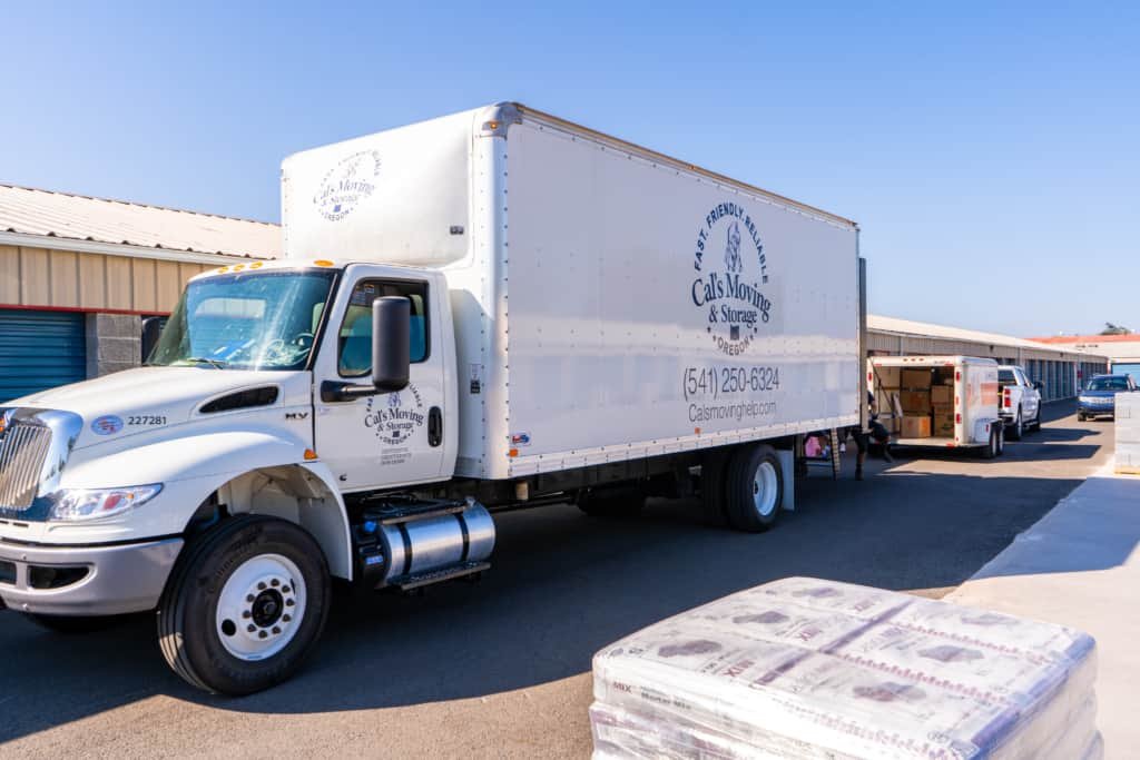 calsmoving truck