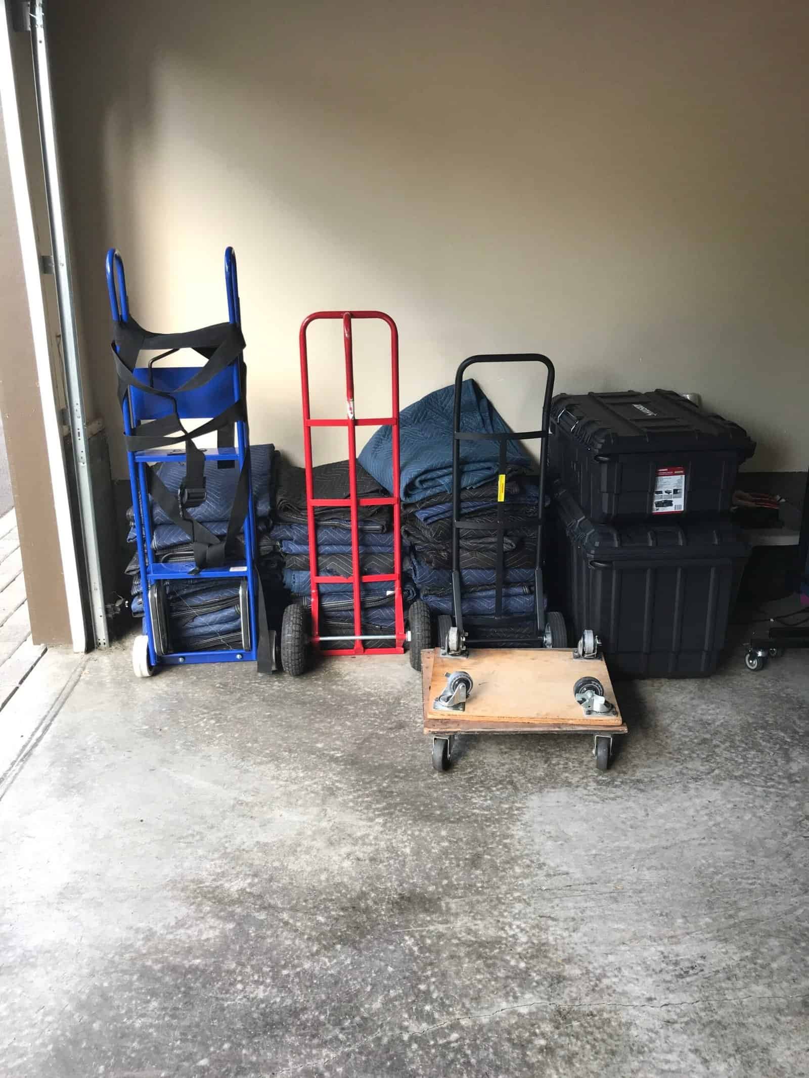 Cal's Moving & Storage team ready to help with a Salem-area relocation